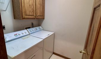 1503 Baron Ct, Auburn, IN 46706