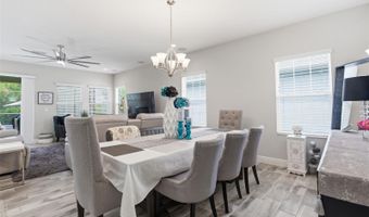 5565 SILVER SUN Dr, Apollo Beach, FL 33572