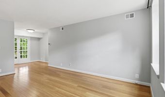 2966 S COLUMBUS St B2, Arlington, VA 22206