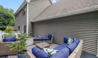 10 Honey Lou Ct, Cranston, RI 02921