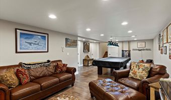 7243 Old Harbor Ave, Anchorage, AK 99504