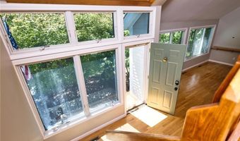 23 Fesser Ave, Bristol, RI 02809