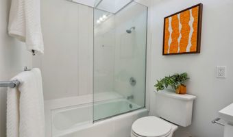 381 D Kaelepulu Dr 1104, Kailua, HI 96734