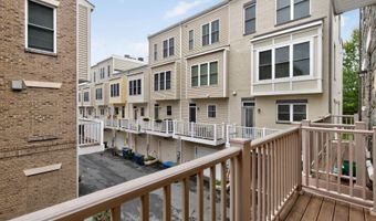2855 CHANCELLORS Way NE, Washington, DC 20017