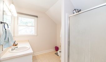 2518 Kenilworth Dr, Albany, GA 31707
