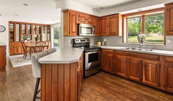 453 Union Rd, Appleton, ME 04862