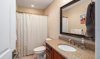 5481 Trillium Crossing Ct, Ann Arbor, MI 48103