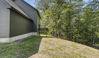 52 Woodbrey Ln, Standish, ME 04084