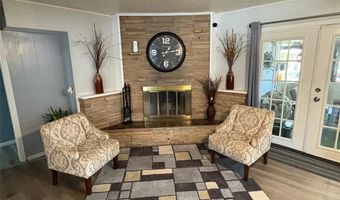 102 Shady Oak Rd, Keene, TX 76059