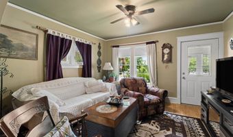 1320 N HARRIMAN St, Appleton, WI 54911