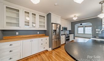 2400 Commonwealth Ave, Charlotte, NC 28205