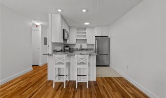 401 Bellevue Ave 214, Newport, RI 02840