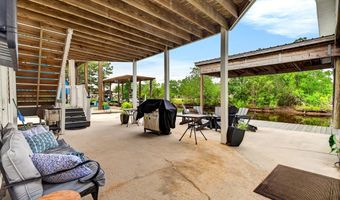 4044 Mindanao St, Bay St. Louis, MS 39520