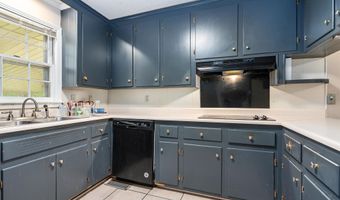 313 Christopher Dr, Athens, AL 35611