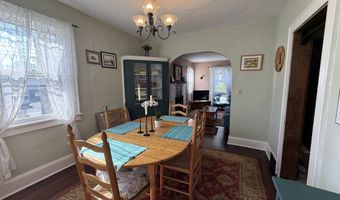 21 Elgin Ave, Bethel, CT 06801