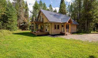 285 SPRUCE St, Alpine, WY 83128
