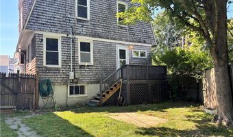 5 Ellwood Pl, Newport, RI 02840