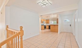 18063 Burbank Blvd, Encino, CA 91316