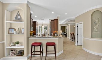 5312 GOLDEN ISLES Dr, Apollo Beach, FL 33572