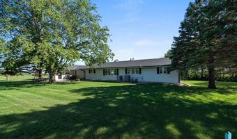 48156 268th St, Brandon, SD 57005