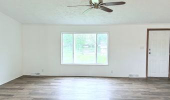 97 D Mall Dr, Altoona, WI 54720