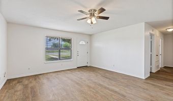 420 S Riggins St, Anna, TX 75409