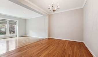 21 STERLING Ct, Rockville, MD 20850