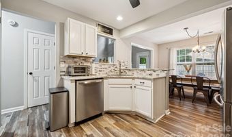 1803 Endeavor Ln, Clover, SC 29710