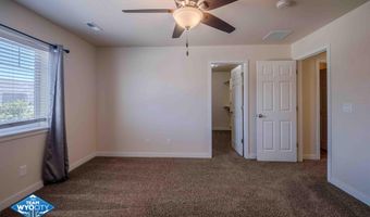 6866 Umpqua River Rd, Casper, WY 82604