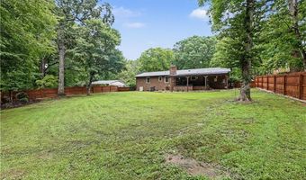 578 EastWood Dr, Asheboro, NC 27205