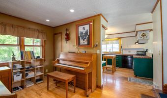 2443 E WISCONSIN Ave, Appleton, WI 54911
