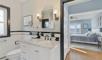 112 Esplanade, Middletown, RI 02842