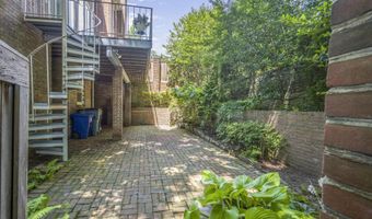 8013 RISING RIDGE Rd, Bethesda, MD 20817