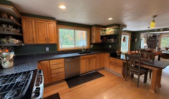 1917 SANDALWOOD Rd, Abrams, WI 54101