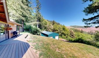 98393 E COUGAR Ln, Brookings, OR 97415