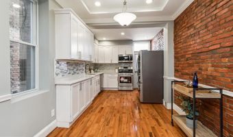 3328 E BALTIMORE St, Baltimore, MD 21224