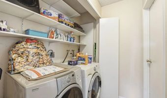 2566 White Oak Pl 6, Escondido, CA 92027