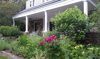 18 Wayman Ln, Bar Harbor, ME 04609