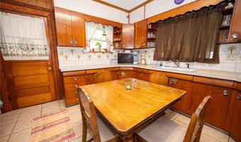 6748 Cedar St, Akron, NY 14001