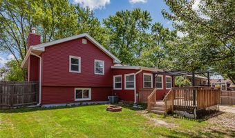 202 11th Ave NW, Altoona, IA 50009