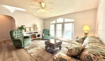 209 N SAINT THOMAS Cir, Apollo Beach, FL 33572