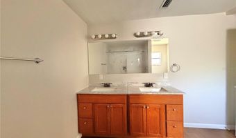 130 S BULOVA Dr, Apopka, FL 32703