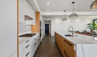 30 Kai Malu Dr 201, Kihei, HI 96753