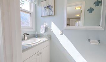 151 Willet Ave 5, East Providence, RI 02915