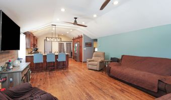 264 Linden Ave, North Middletown, NJ 07748