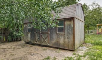 707 W Lamar St, Alvord, TX 76225