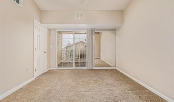 5726 N Genoa Way 301, Aurora, CO 80019