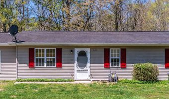 121 White Pine Rd, Beattyville, KY 41311