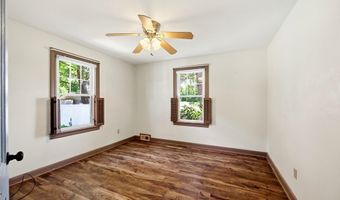 115 Poplar St, Agawam, MA 01030