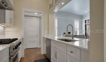 17 Boat House St, Bluffton, SC 29910